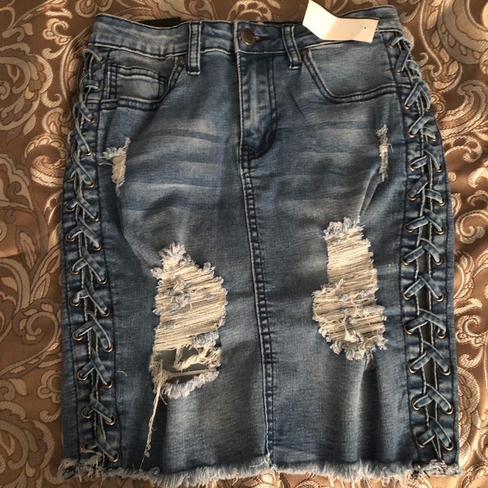 Denim skirt